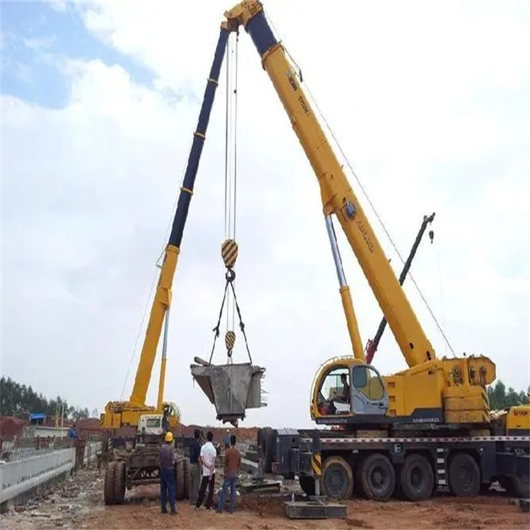 青山湖小型吊机出租电话|厂房设备吊装方案|24小时服务覆盖